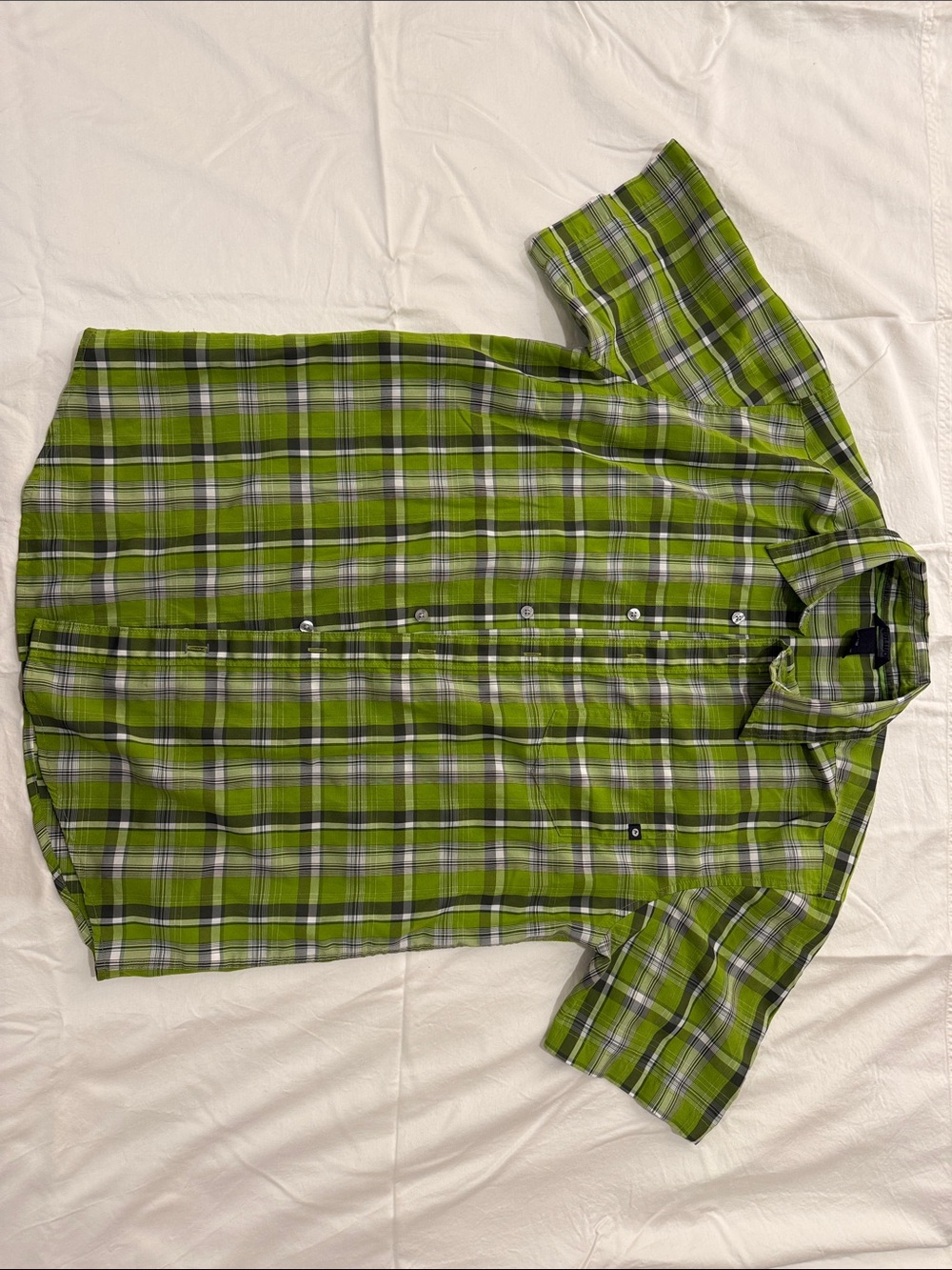 Marmot Green Plaid Short Sleeve Button-Down Shirt